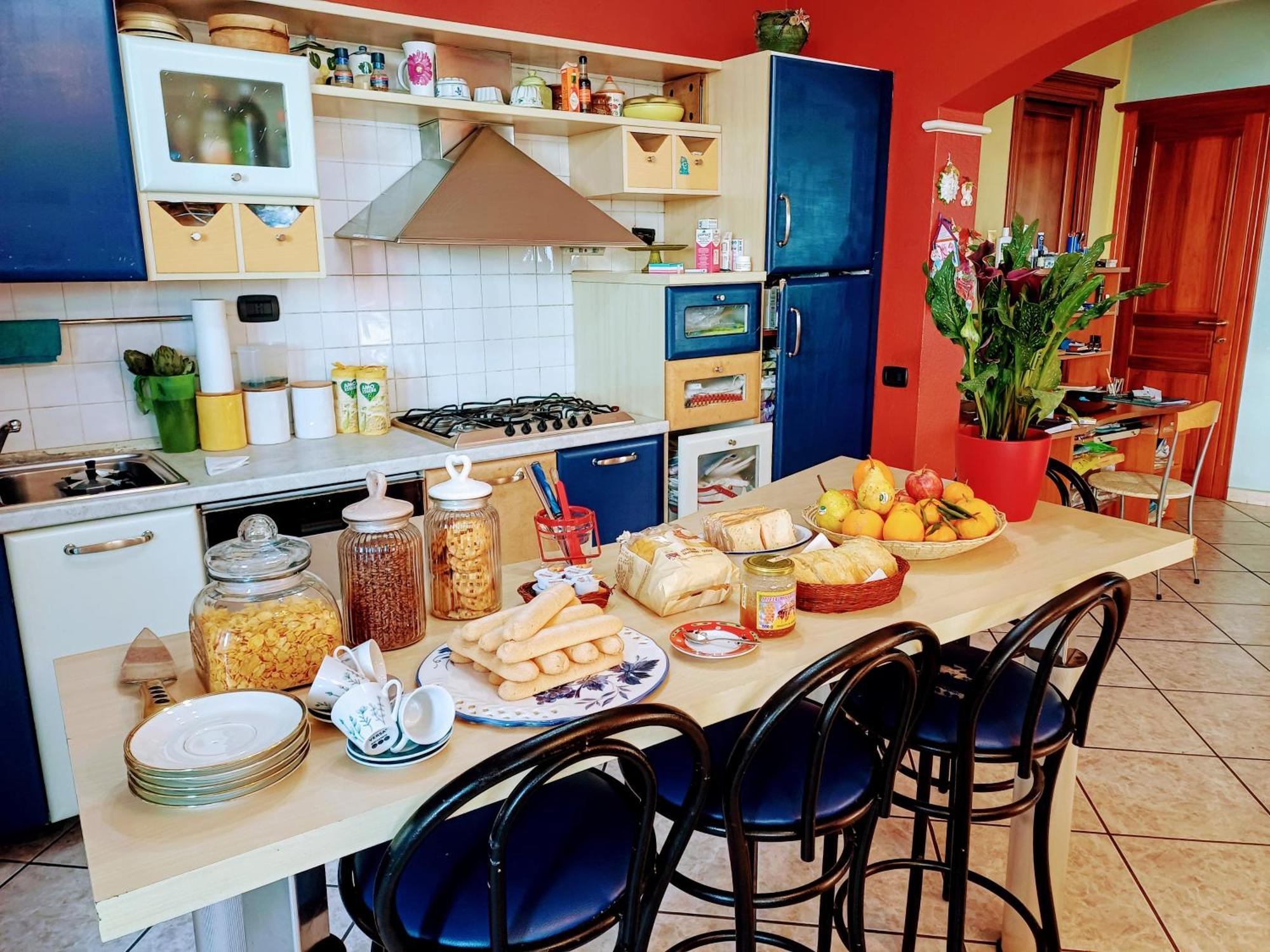 Monti E Mare Bed & Breakfast Lanusei Bagian luar foto